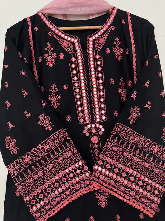 nooray phulkari