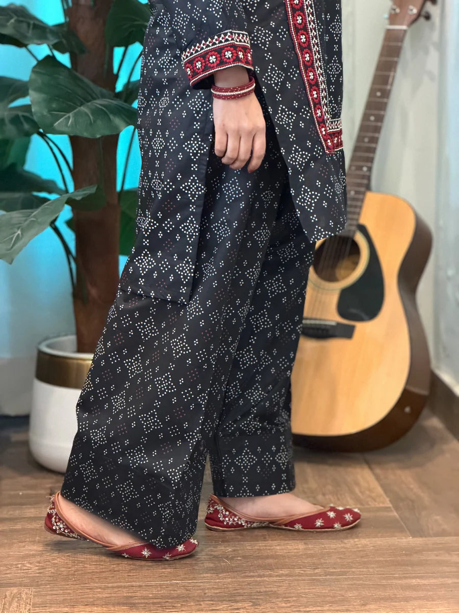 Ajrak Embroided 2pc