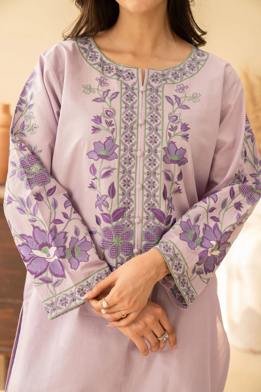 Mahira Emb 3pc