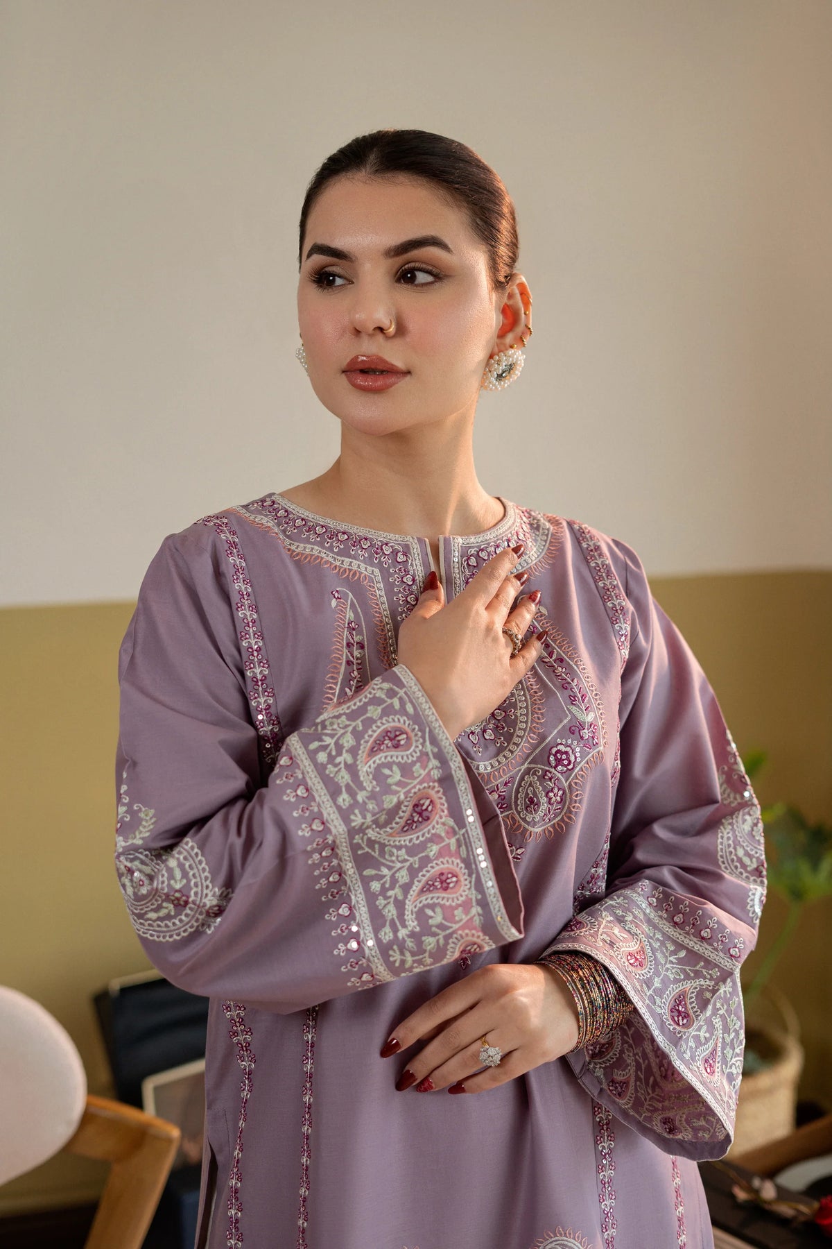 Gulnaar 2pc embroidered