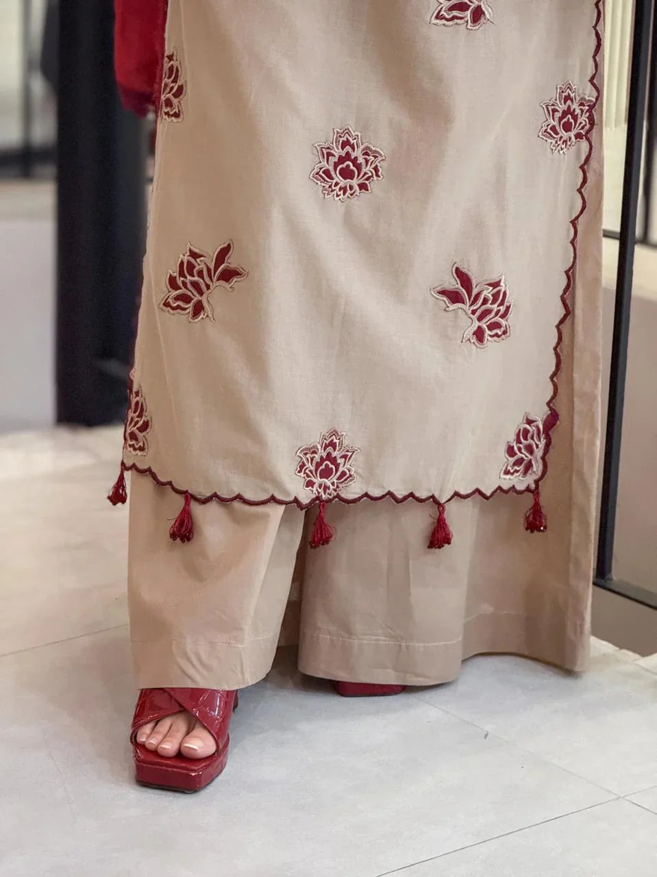 DilAfroze Embroidered 3pc