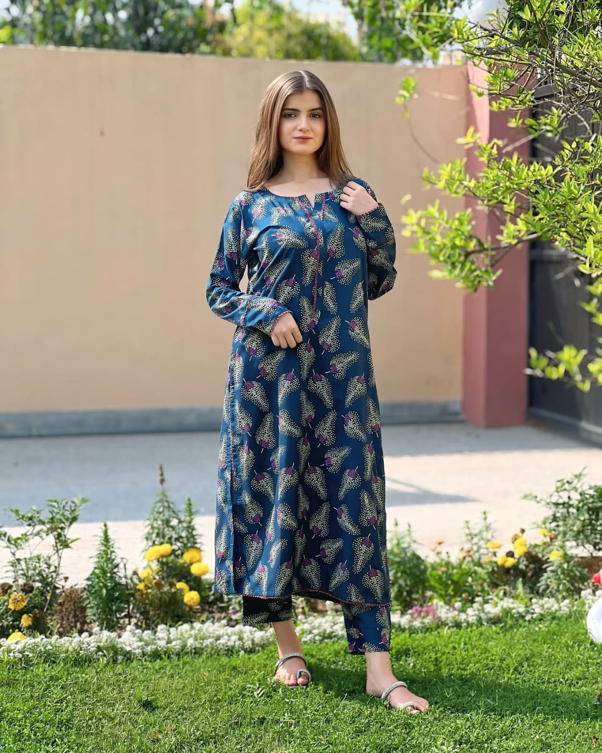 Naira 2piece