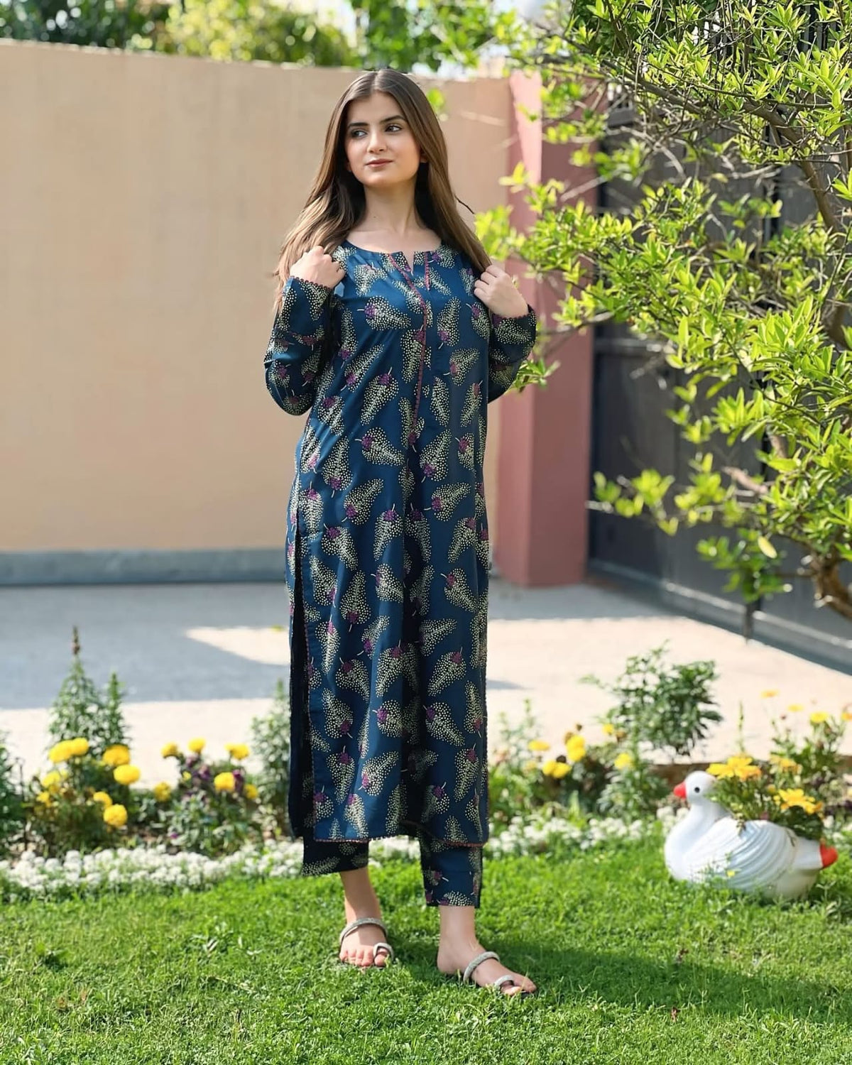 Naira 2piece