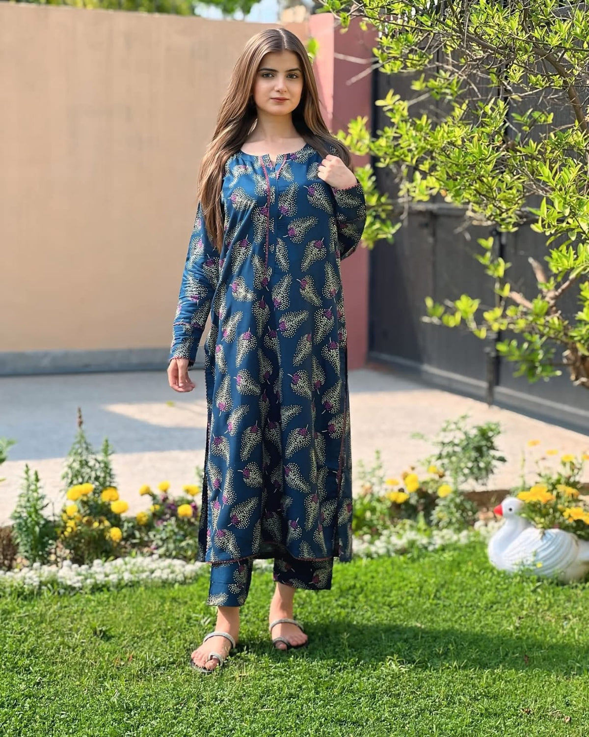 Naira 2piece