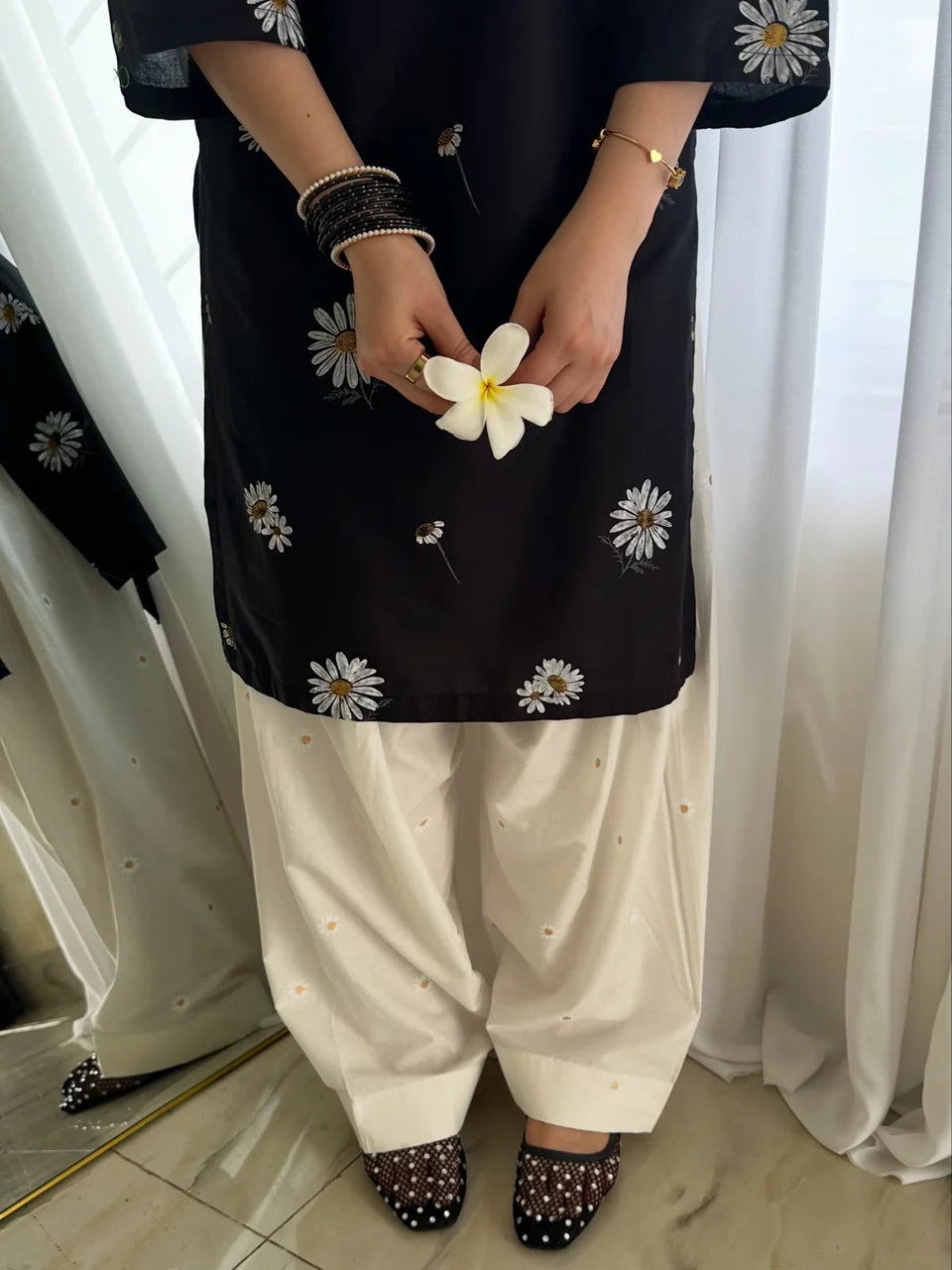 Blush Blossom 2 PC` Black